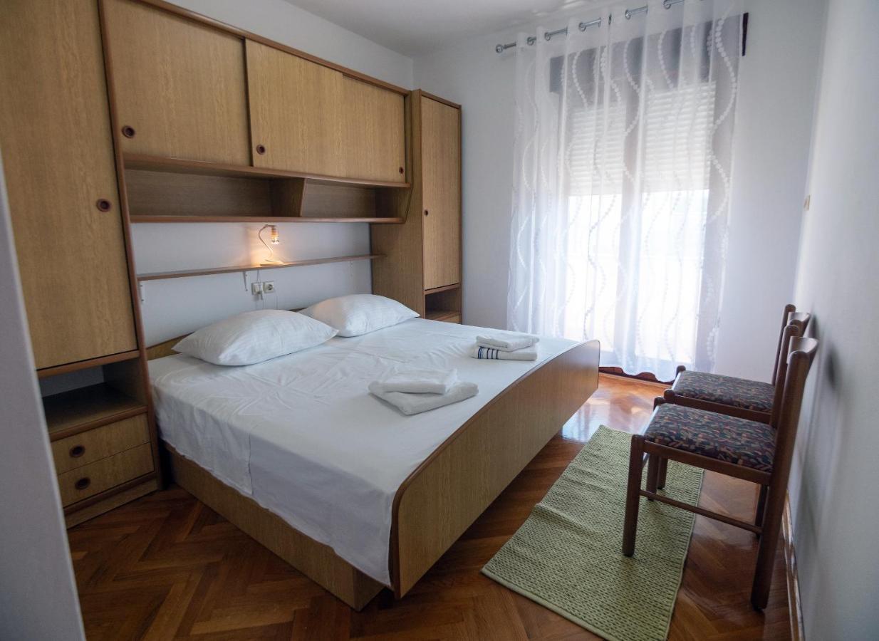 Apartments Dokovic Barbat na Rabu Εξωτερικό φωτογραφία