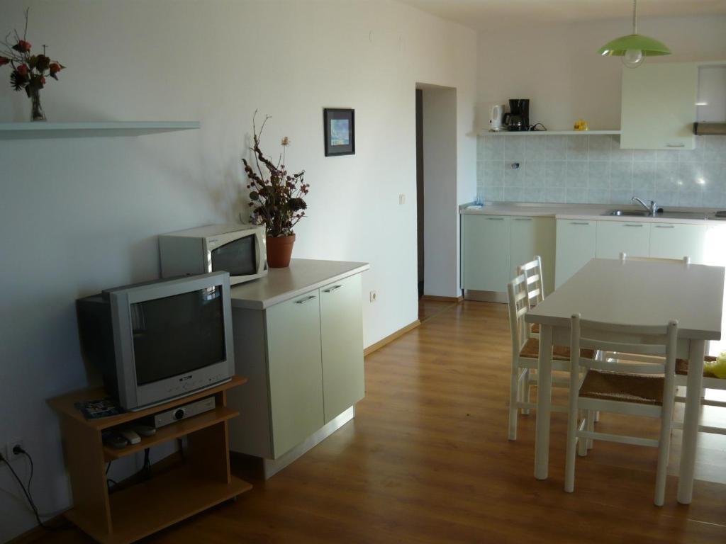 Apartments Dokovic Barbat na Rabu Δωμάτιο φωτογραφία