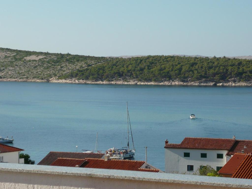 Apartments Dokovic Barbat na Rabu Εξωτερικό φωτογραφία